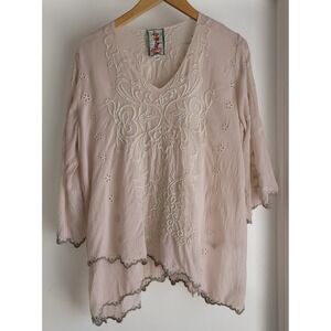 Johnny Was Women's Pink Blouse Sz M Embroidery Boho Floral Top Romantic Flowy